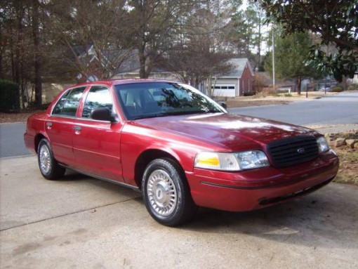Progressive Insurance Rate Quote For 2000 FORD CROWN VICTORIA 2WD SEDAN 4 DOOR - 4.6L V8 FI SOHC $76.13 Per Month 9415471