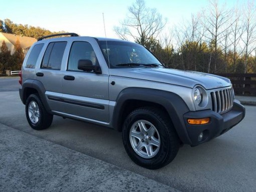 State Farm Insurance Rate Quote For 2004 JEEP LIBERTY SPORT 4WD WAGON 4 DOOR - 3.7L V6  MPI          NM $55.56 Per Month 9415113