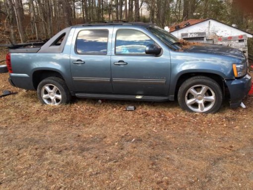 American Family Rate Quote For 2011 CHEVROLET AVALANCHE LS 4WD UTILITY - 5.3L V8  SFI OHV  16V NS2 $41.89 Per Month 9415723