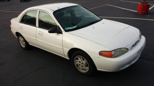 GEICO Insurance Rate Quote For 1998 FORD ESCORT SE 2WD STATION WAGON - 2.0L L4  PFI SOHC  8V NP2 $34.39 Per Month 9418432