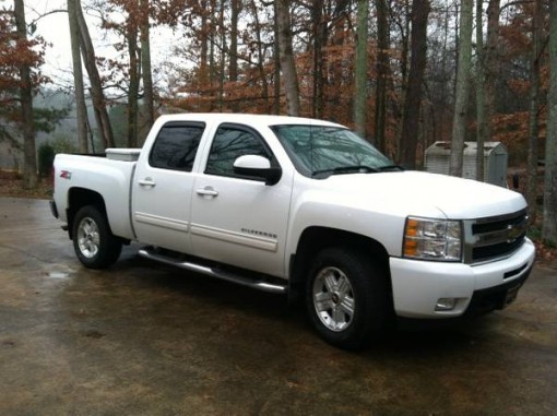 Progressive Insurance Rate Quote For 2010 CHEVROLET K1500 SILVERADO HYBRID 4WD CREW PICKUP - 6.0L V8  SFI OHV  16V NS2 $168.27 Per Month 9415631