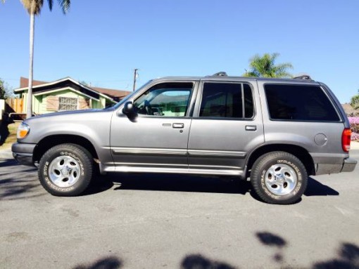 Compare American Family Insurance Policy Quote For 1999 FORD EXPLORER 2WD WAGON 4 DOOR - 4.0L V6  FI  SOHC     NF $107.25 Per Month 9418861