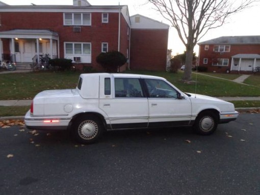 Compare State Farm Insurance Policy Quote For 1992 CHRYSLER NEW YORKER FIFTH AVE 2WD SEDAN 4 DOOR - 3.8L V6  MPI OHV      NM $131.22 Per Month 9416568