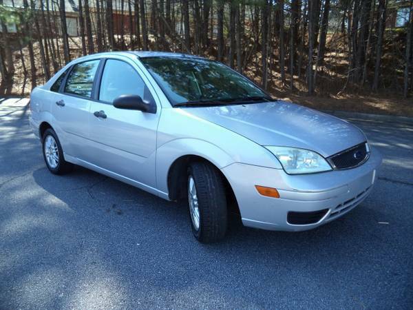 Compare State Farm Insurance Policy Quote For 2007 FORD FOCUS S SE SES FOCUS-SEDAN 4 DOOR $177.72 Per Month