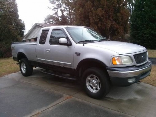 Insurance Quote For 2000 FORD F150 2WD 4 DOOR EXT CAB PK - 4.6L V8  FI  SOHC 16V NF2 $199.43 Per Month 9419779