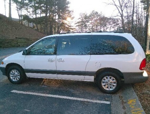 Insurance Quote For 2000 DODGE GRAND CARAVAN SPORT 4WD SPORT VAN - 3.8L V6  SFI OHV  12V NS2 $200.47 Per Month 9418364