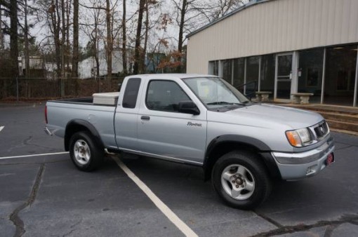Insurance Quote For 2000 Nissan Frontier Crew Cab 4X4 V6 $217.42 Per Month 9418269