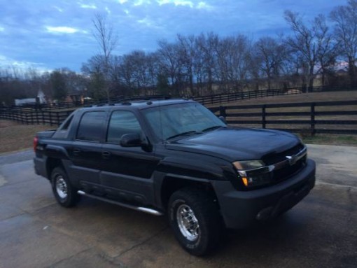 Insurance Quote For 2004 CHEVROLET AVALANCHE K1500 4WD WAGON 4 DOOR - 5.3L V8  SFI          NS $97.86 Per Month 9422243