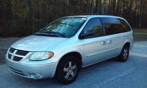 Insurance Quote For 2005 DODGE GRAND CARAVAN 2WD CARGO VAN - 3.3L V6      OHV      NF $103.29 Per Month 9417871