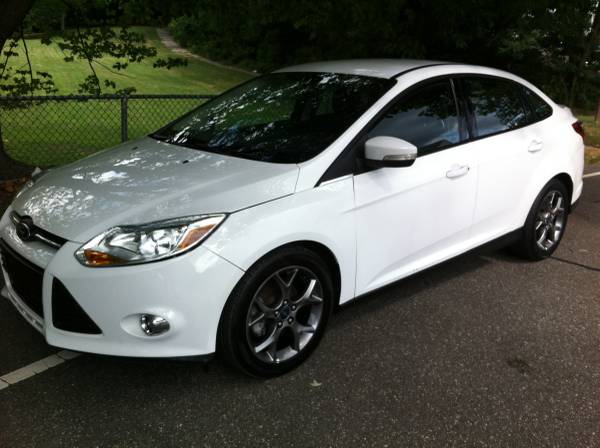 1FADP3F28DL205051 Insurance Rate Quote for 2013 Ford Focus SE $91.45 per Month