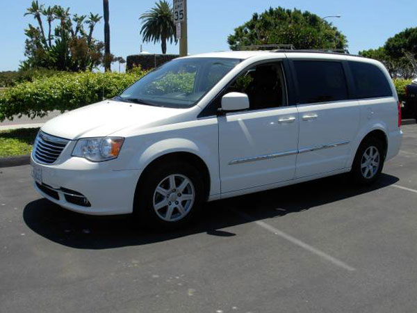 2013  Chrysler  Town& Country Touring Insurance $157 Per Month